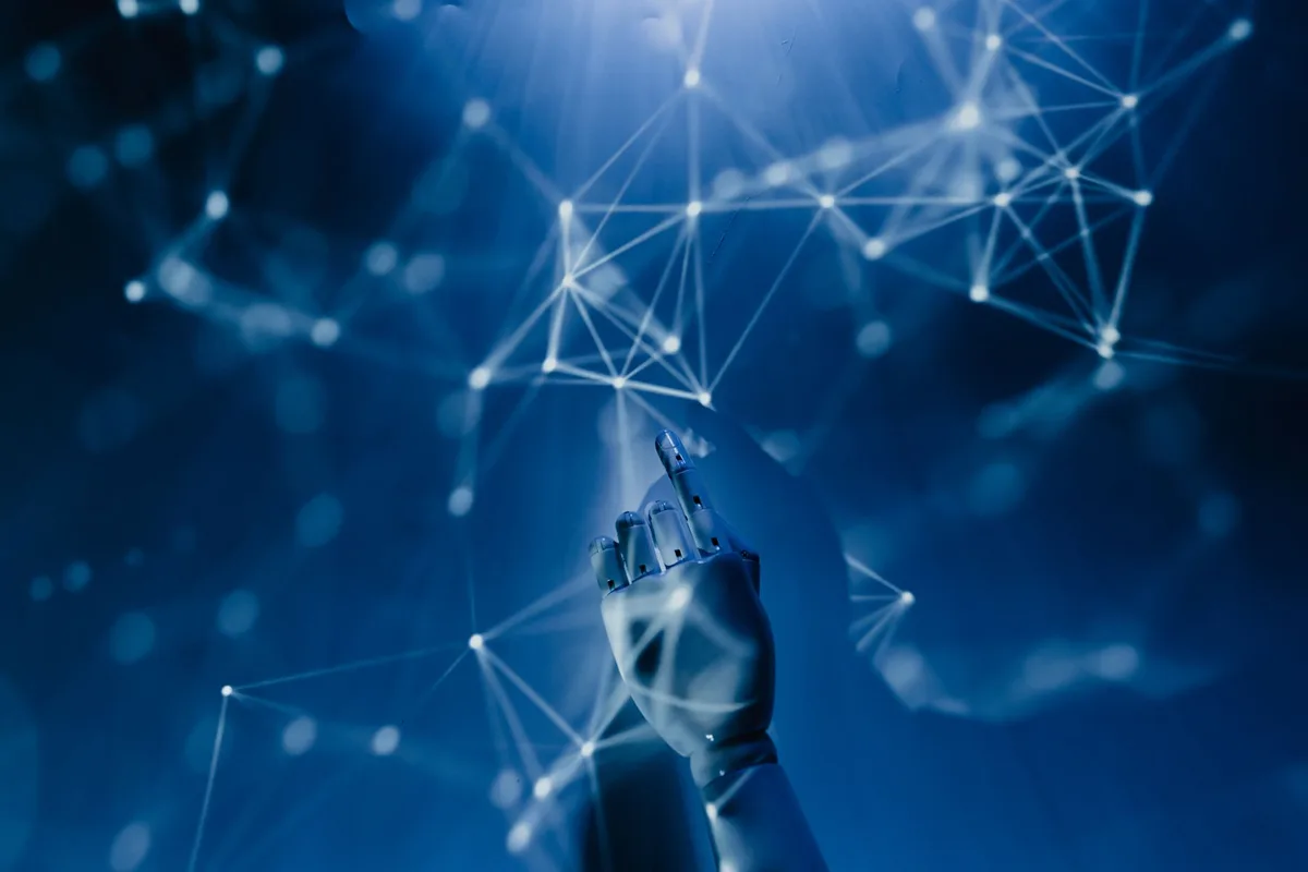 Agentic AI y Sistemas Multi-Agente: El Paso de los Chatbots a los Empleados Digitales en 2026